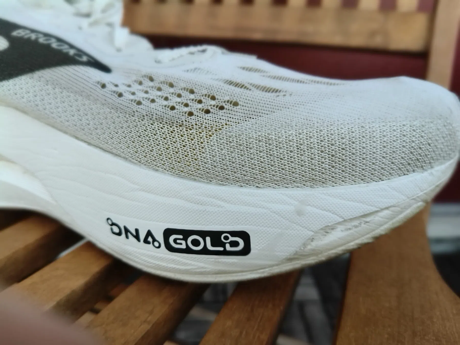 Brooks Hyperion Elite 6